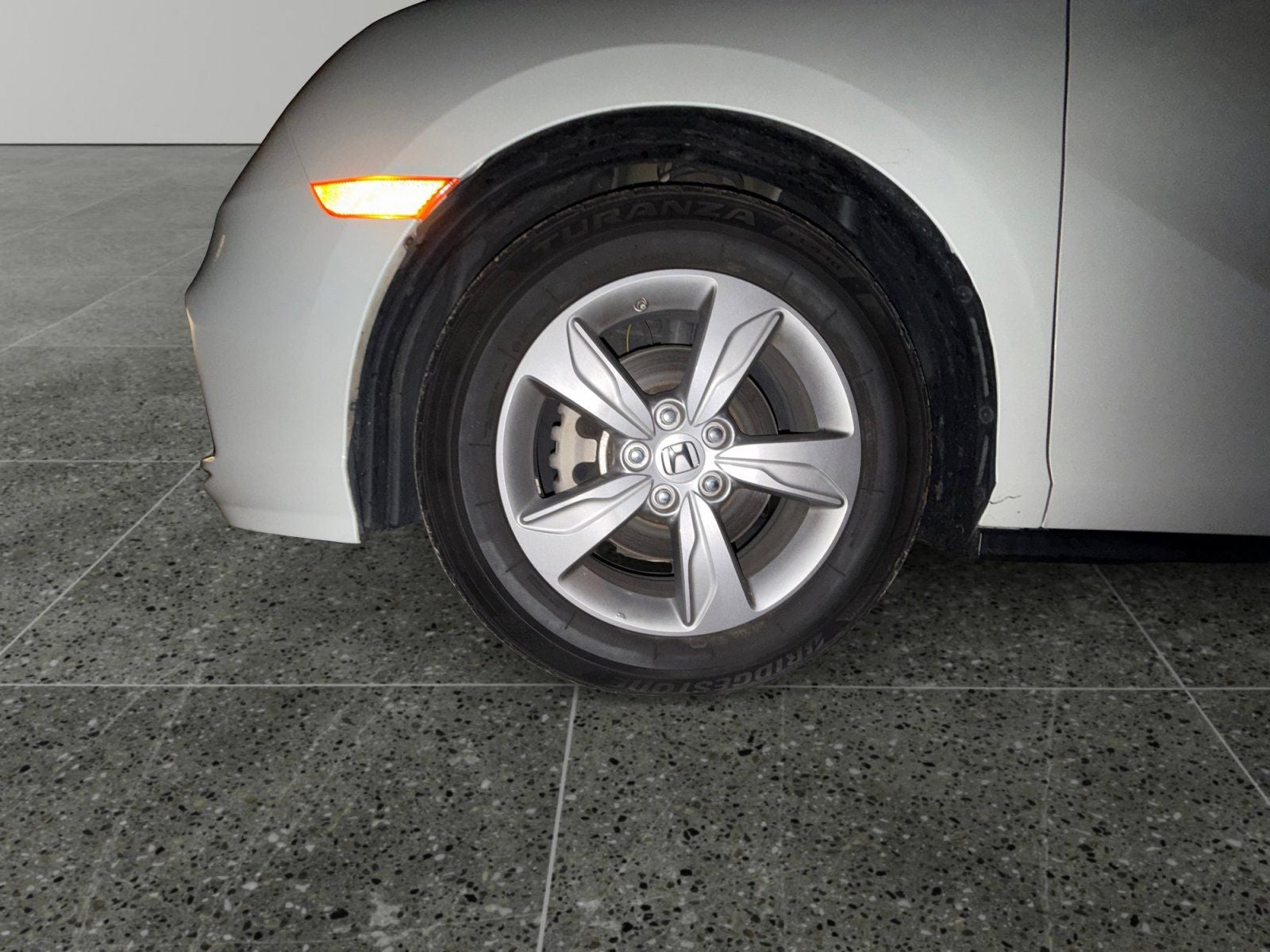 2020 Honda Odyssey EX-L w/Navigation and Rear Entertainment System