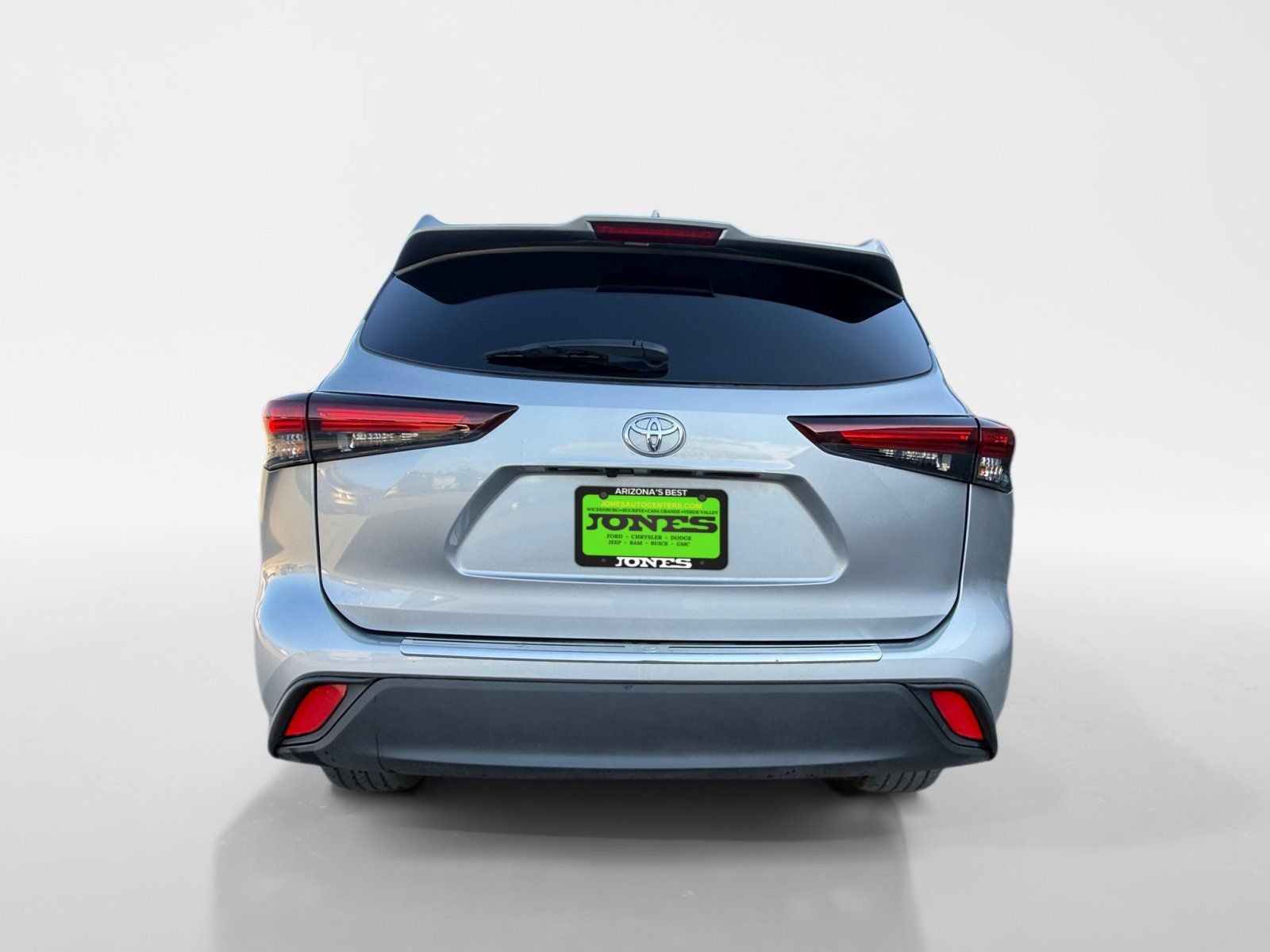 2025 Toyota Highlander XLE