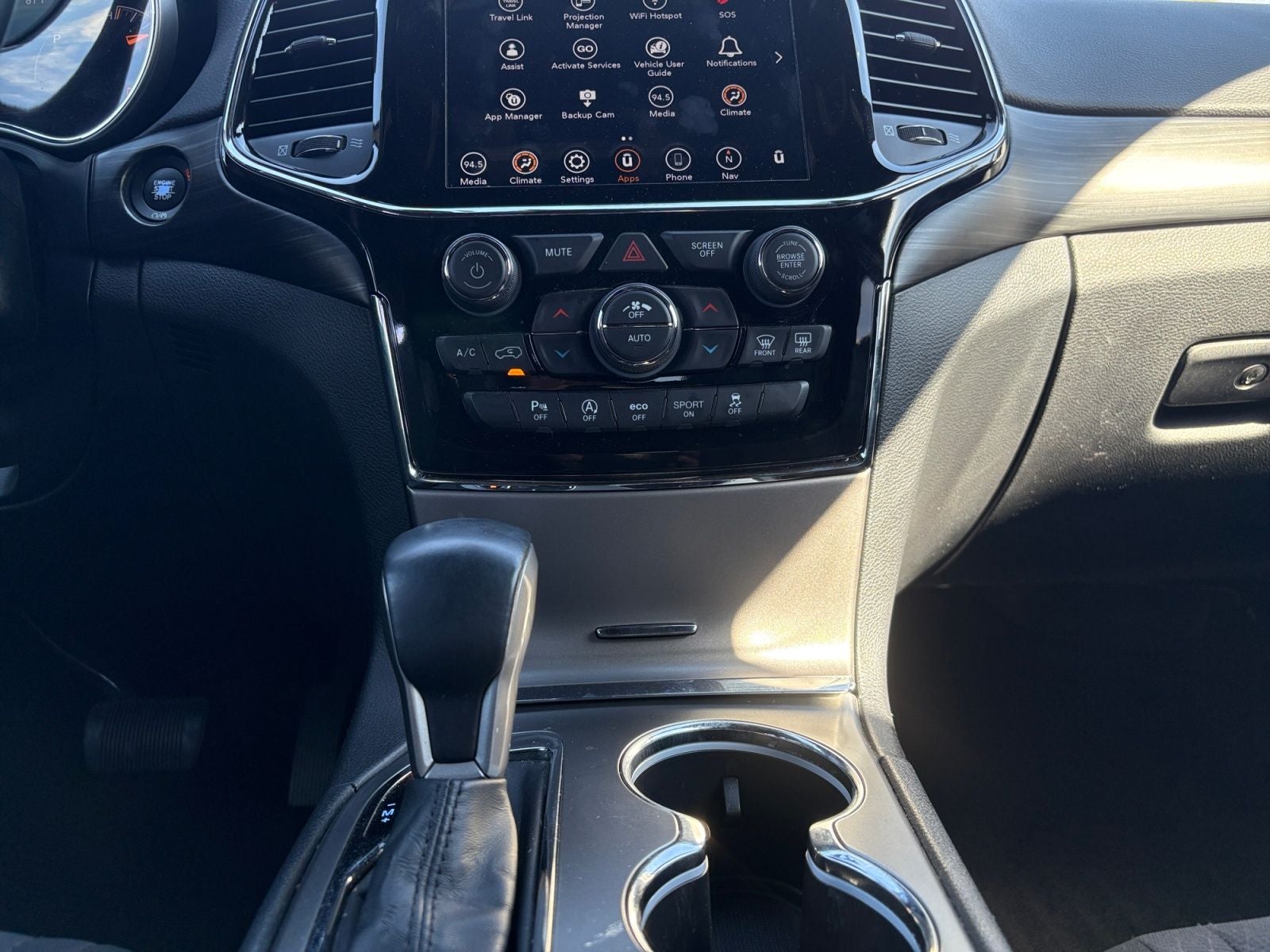 2020 Jeep Grand Cherokee Laredo E