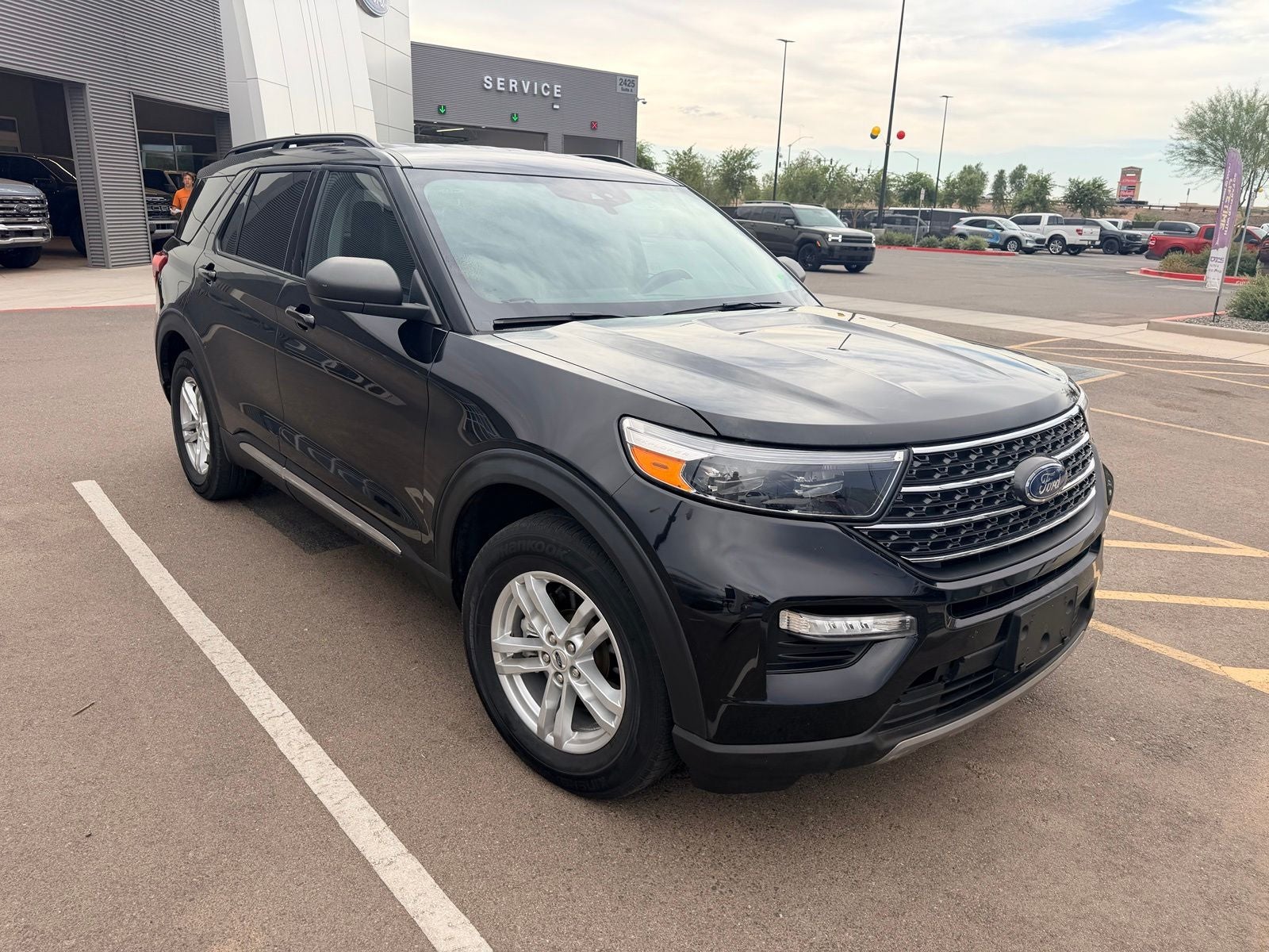 2023 Ford Explorer XLT