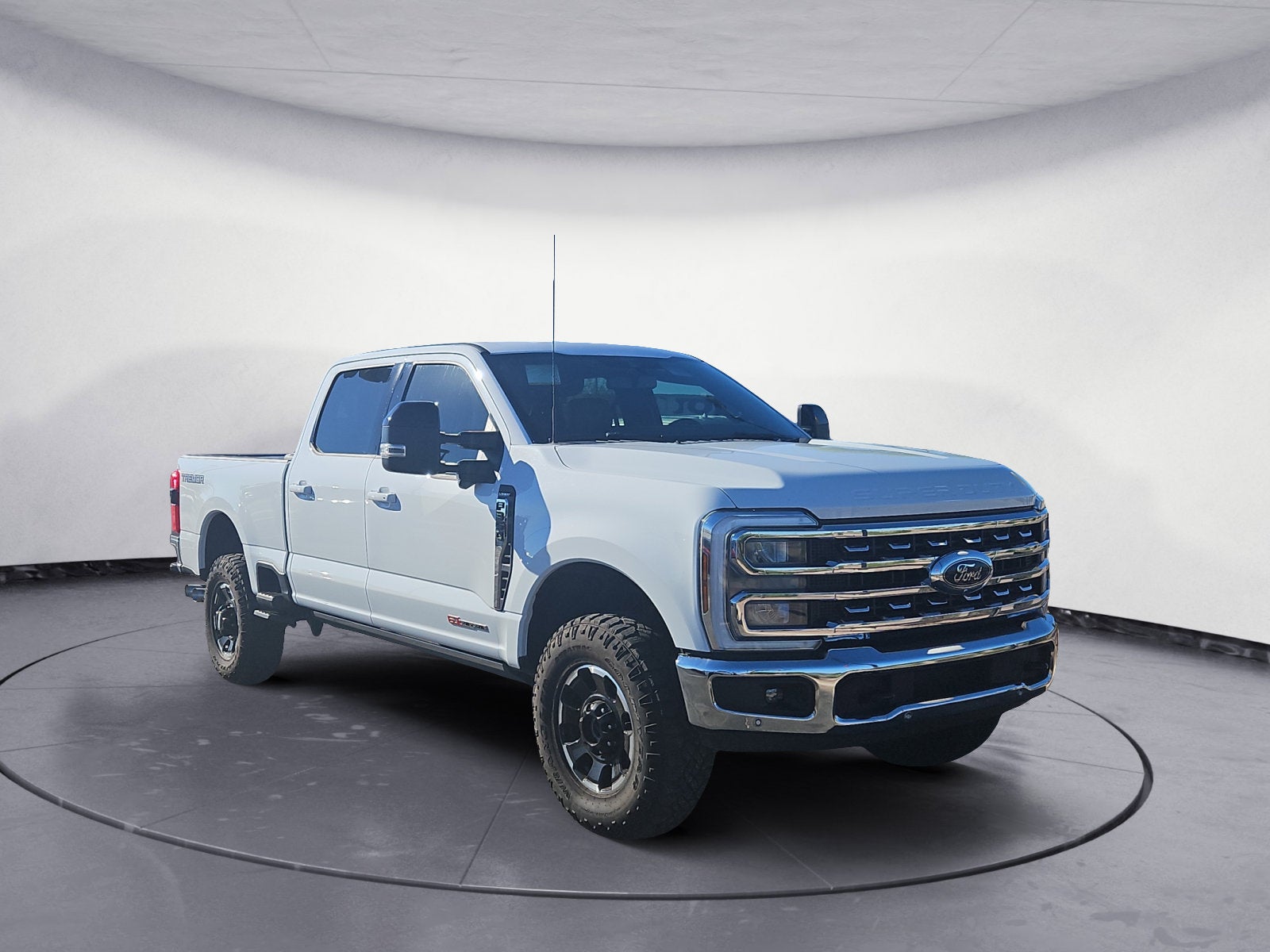 2025 Ford F-350SD Lariat