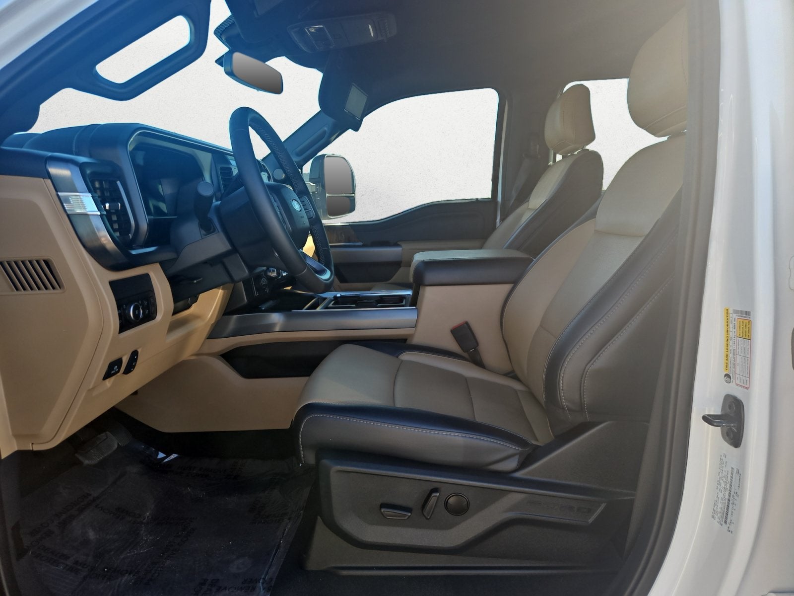 2025 Ford F-350SD Lariat