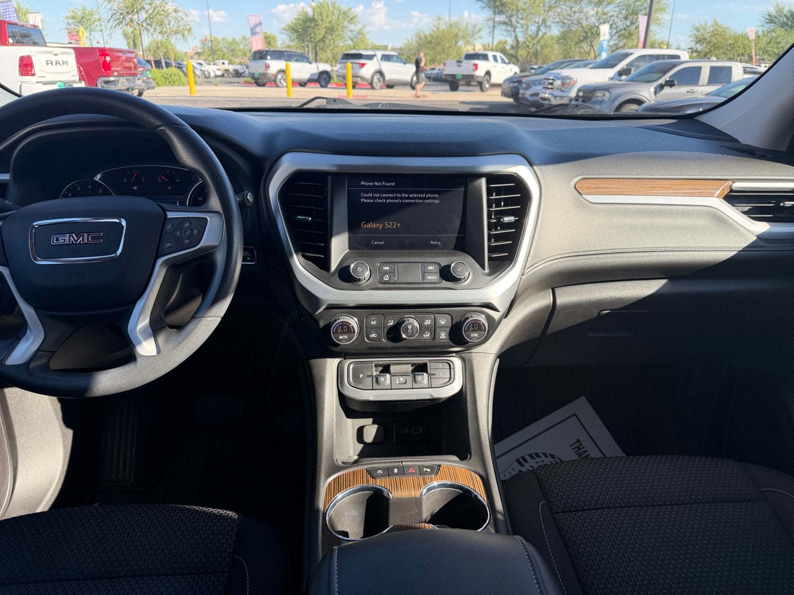 2023 GMC Acadia SLE