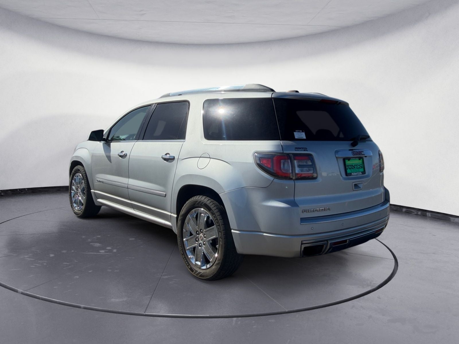 2016 GMC Acadia Denali