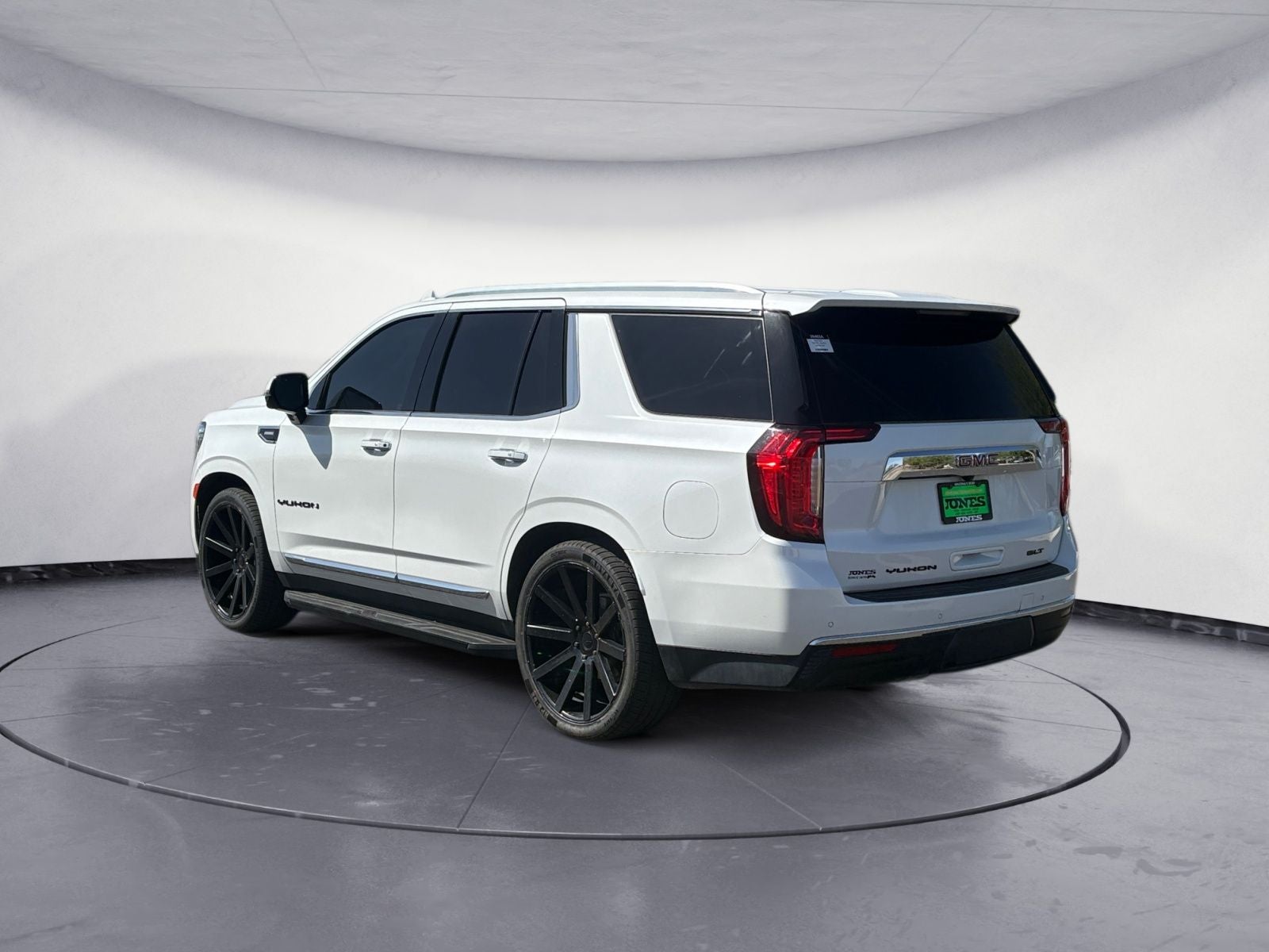 2022 GMC Yukon SLT