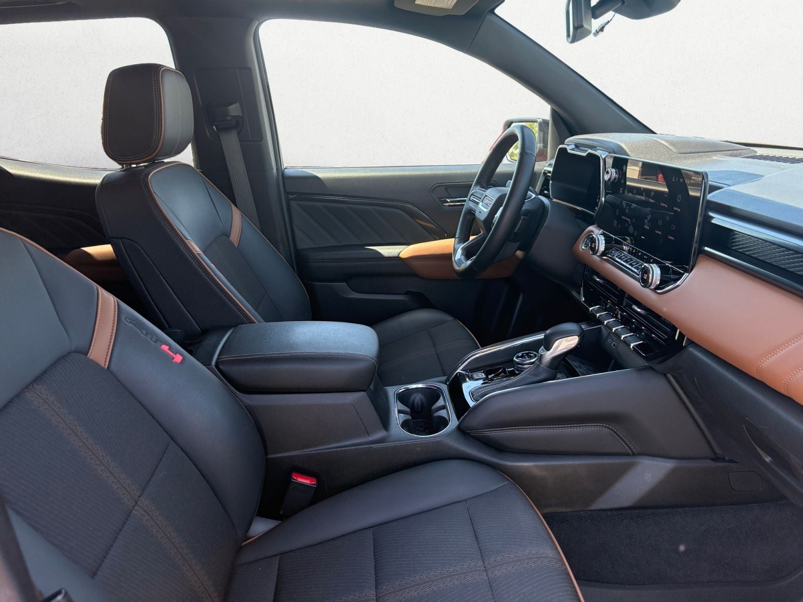 2023 GMC Canyon AT4