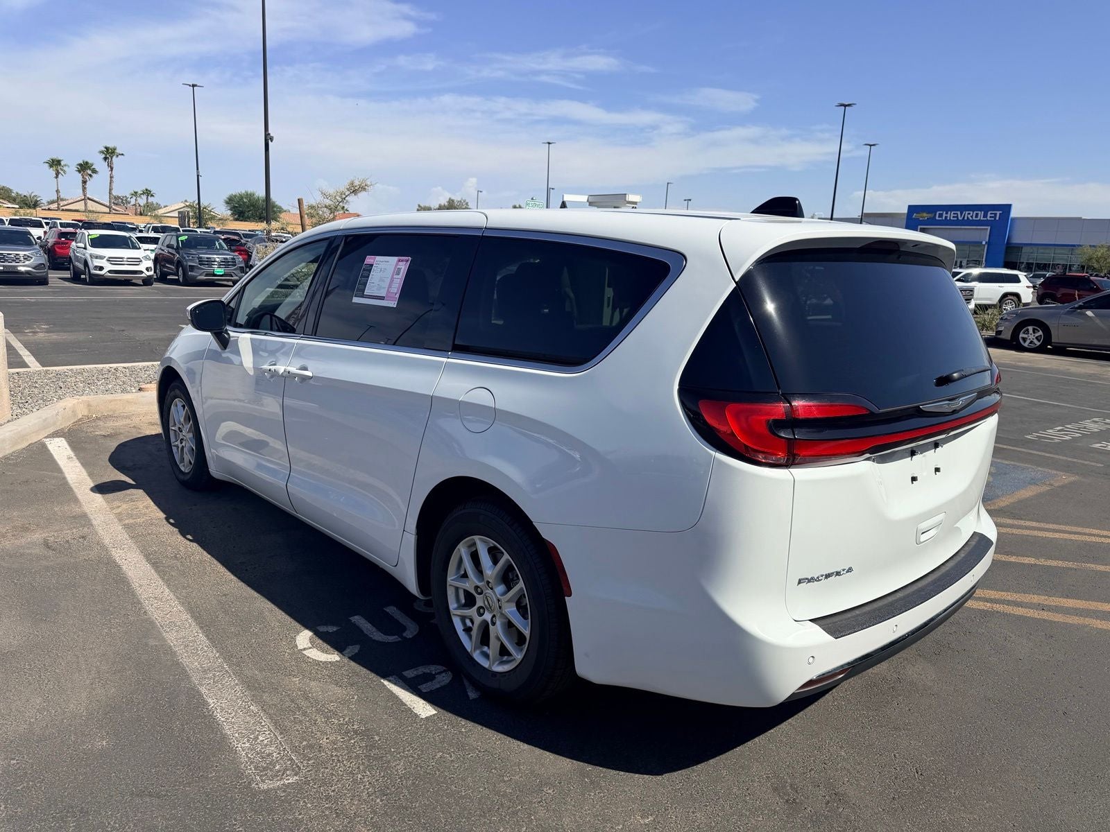 2023 Chrysler Pacifica Touring L