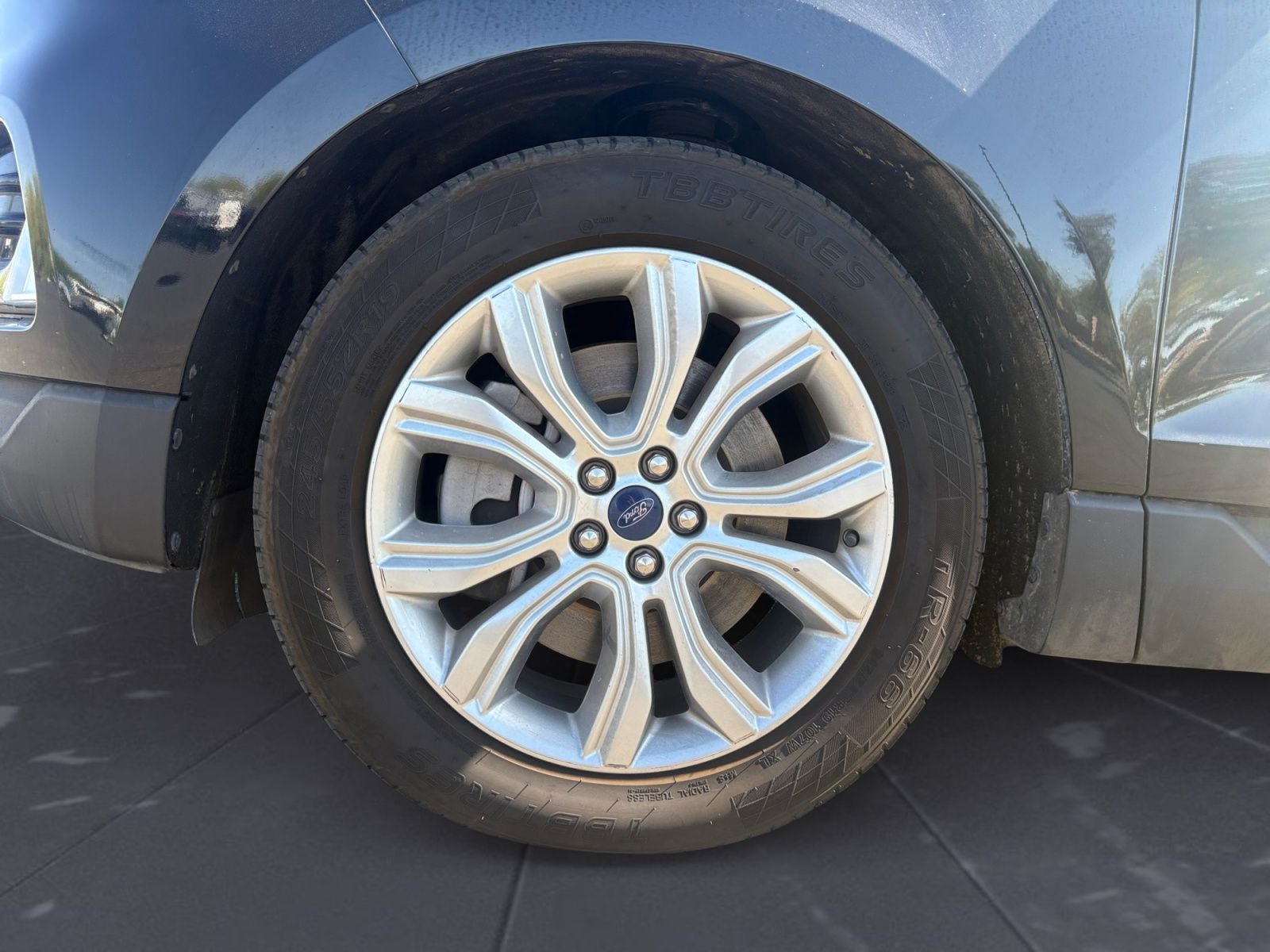 2022 Ford Edge Titanium