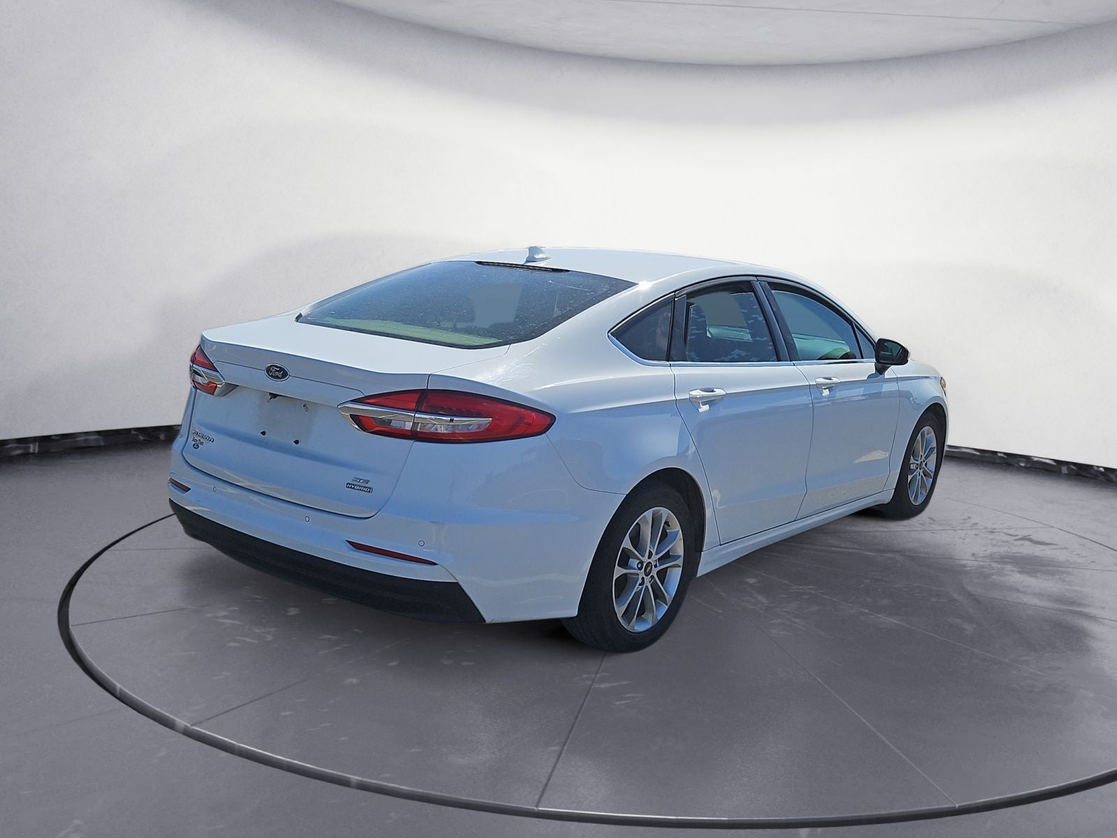 2020 Ford Fusion Hybrid SE