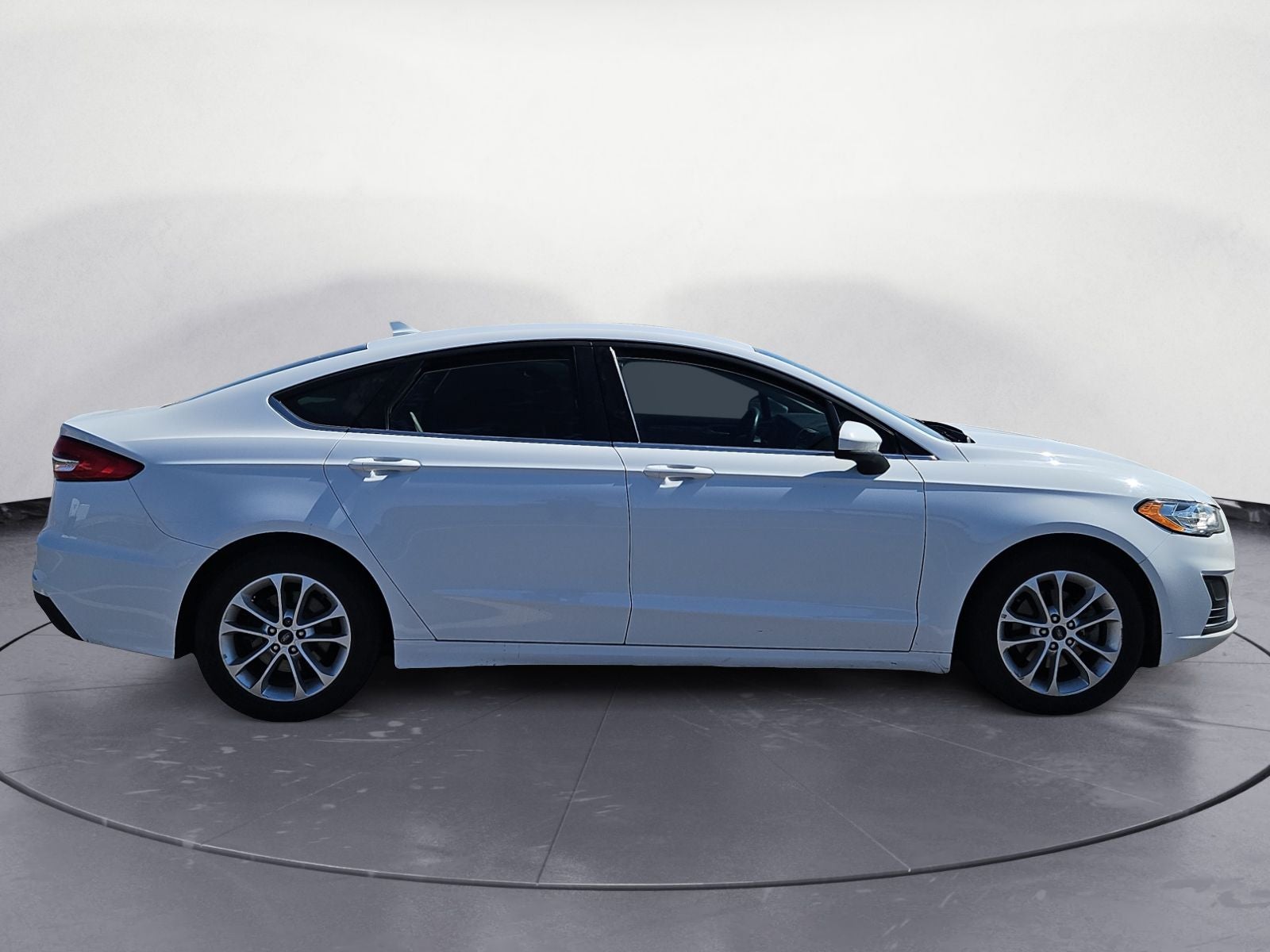 2020 Ford Fusion Hybrid SE