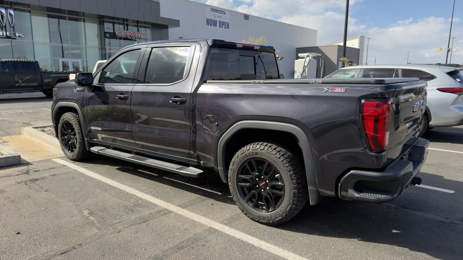 2022 GMC Sierra 1500 Elevation