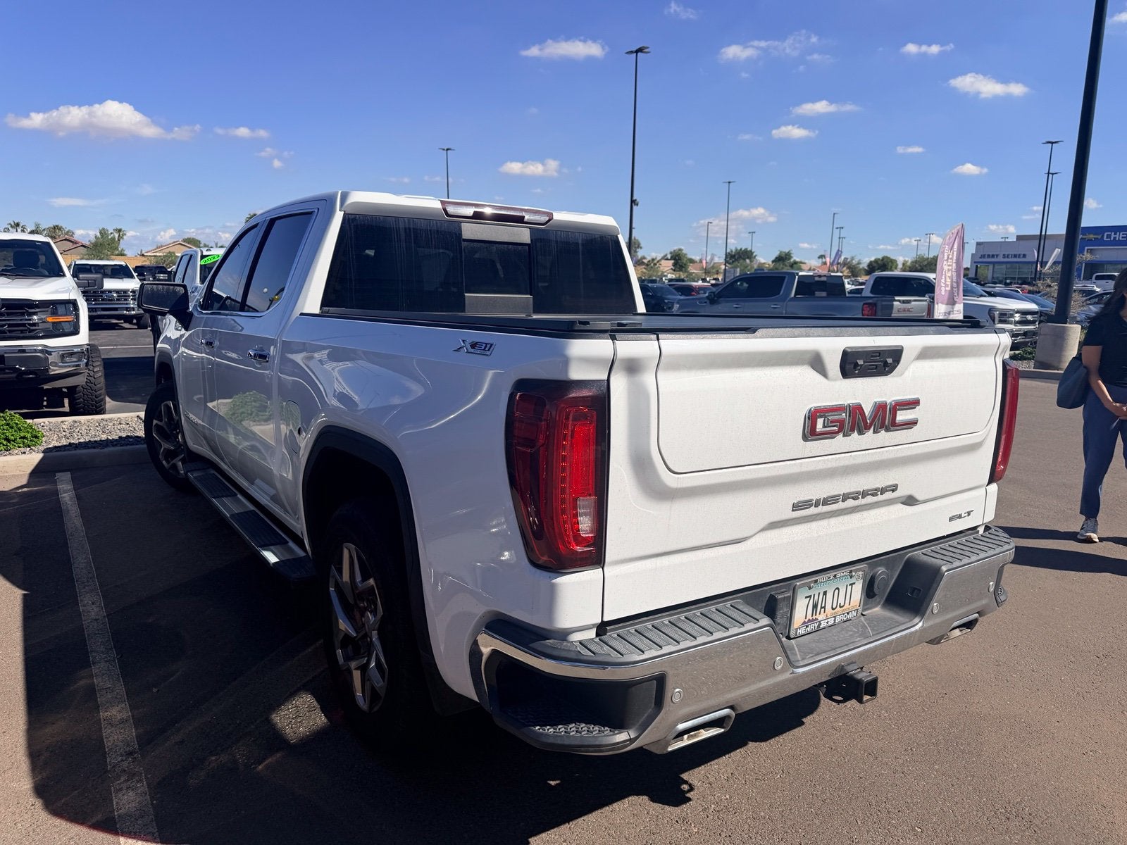 2023 GMC Sierra 1500 SLT