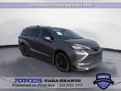 2023 Toyota Sienna XLE