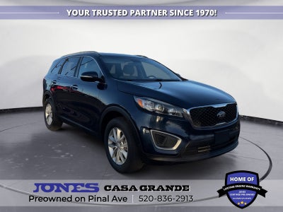 2017 Kia Sorento LX