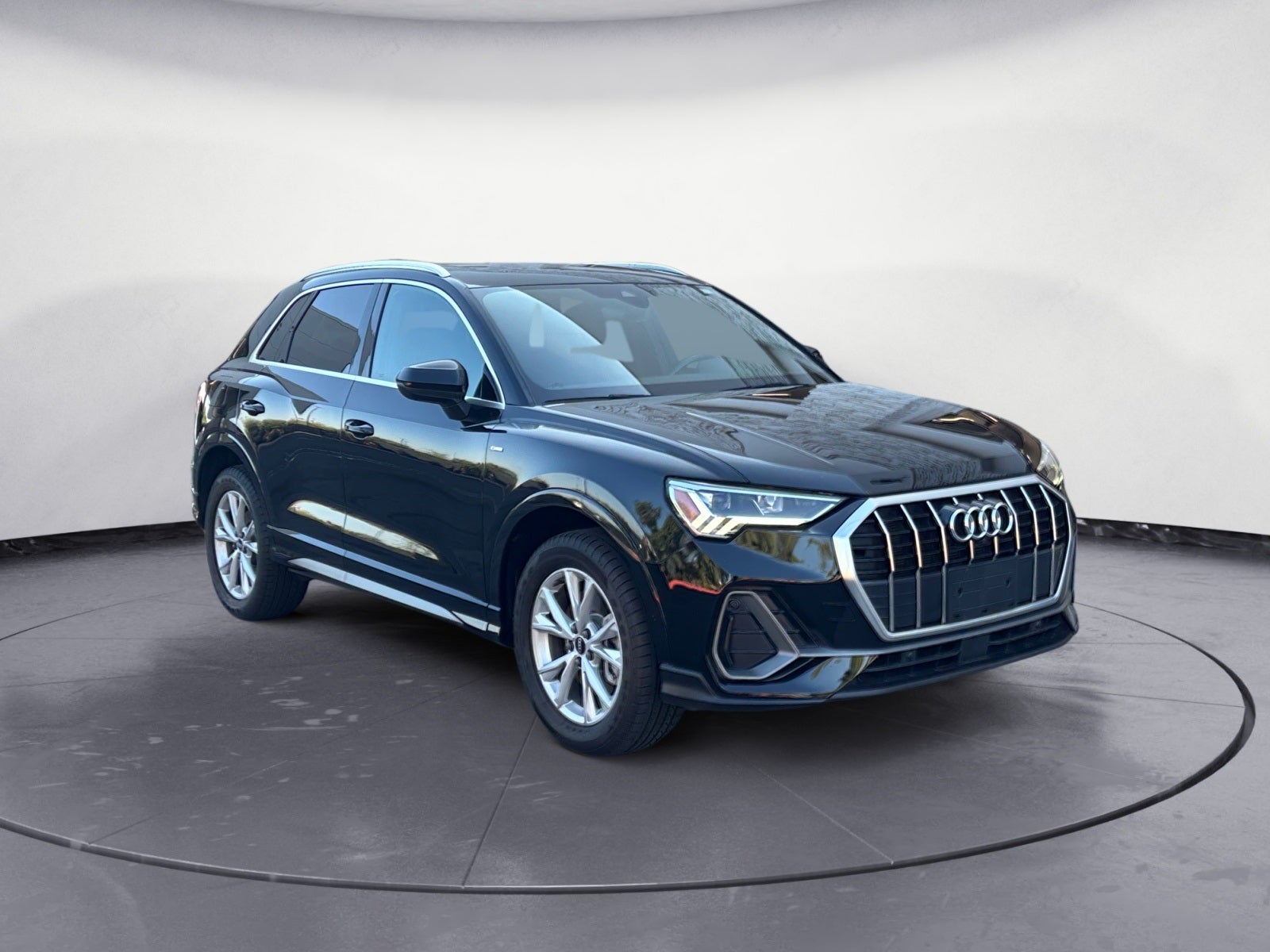 2022 Audi Q3 Premium Plus S Line quattro