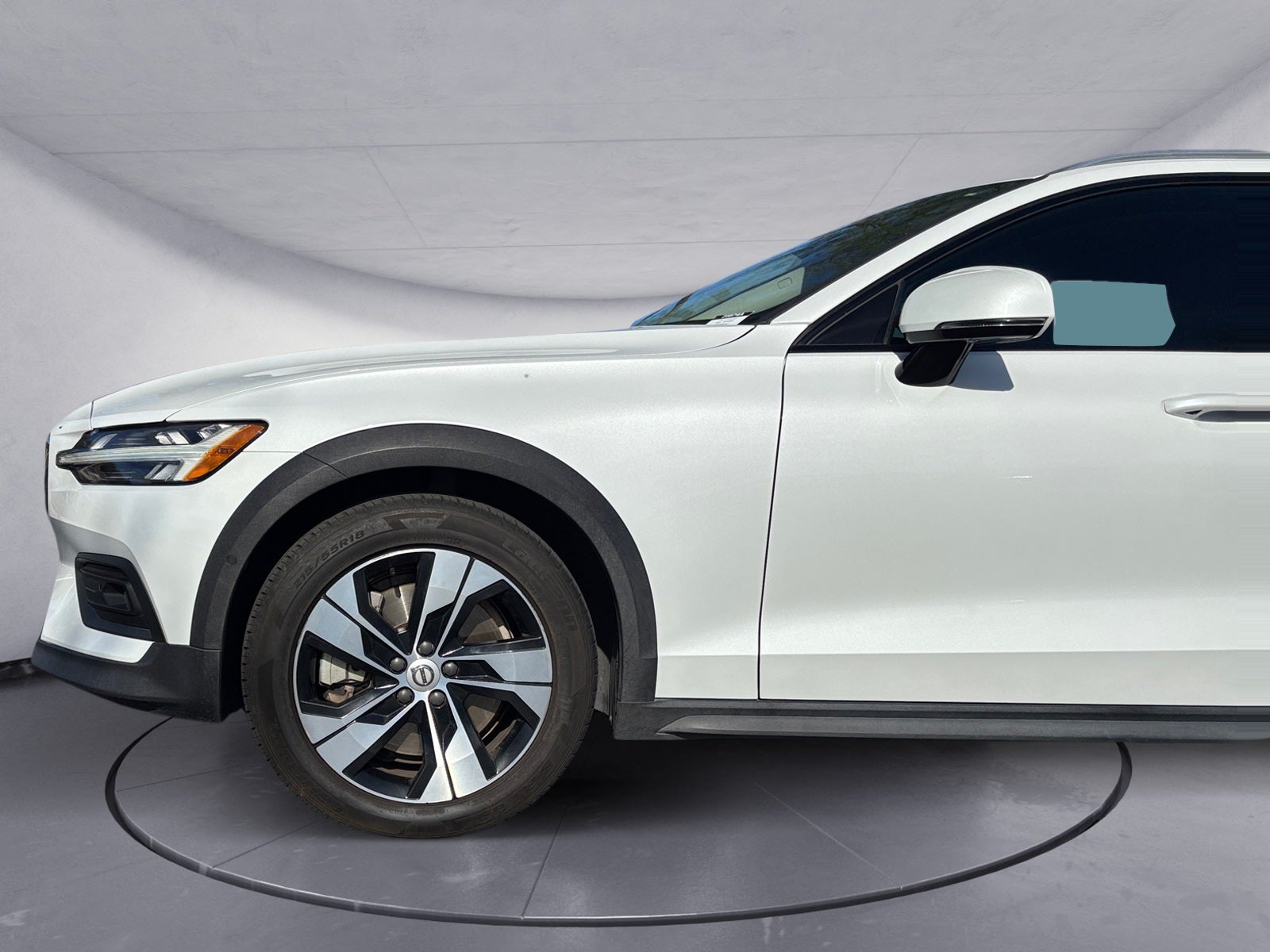 2021 Volvo V60 Cross Country T5