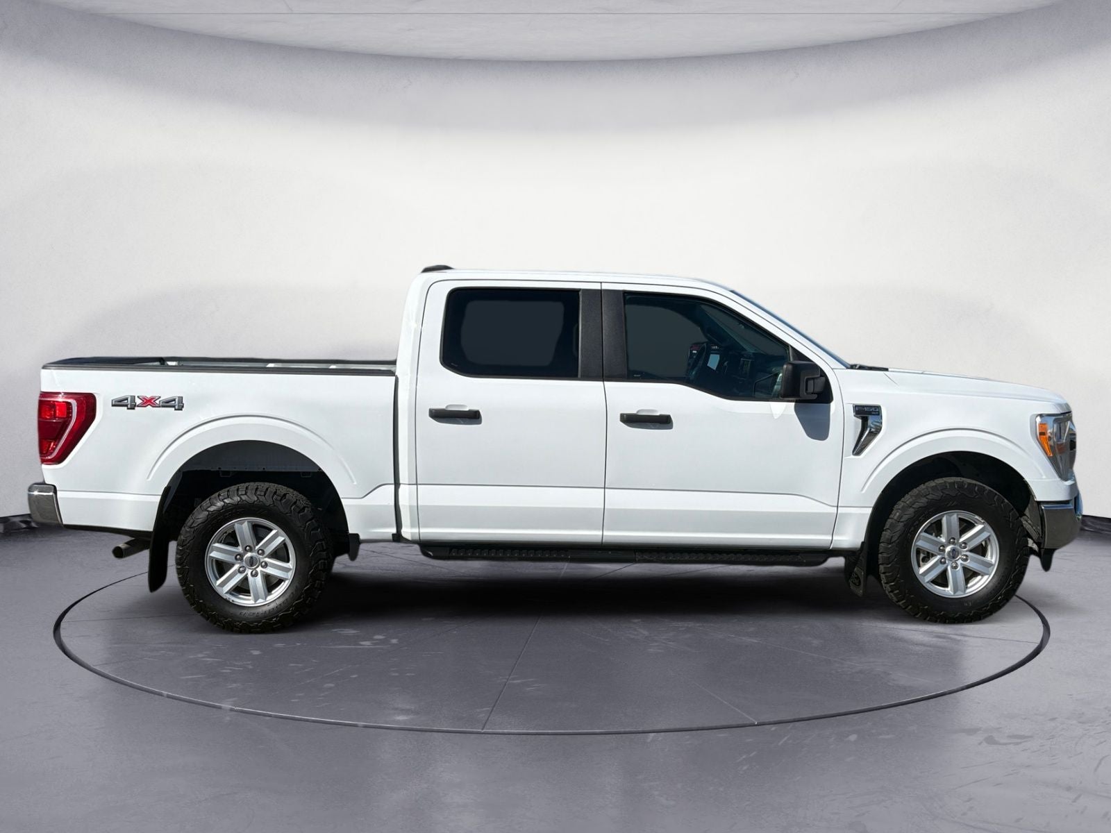 2022 Ford F-150 Base