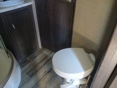 2018 Keystone Outback Base