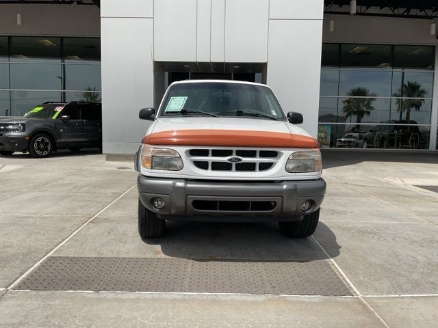 2000 Ford Explorer XLT