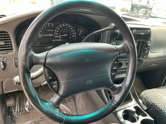 2000 Ford Explorer XLT