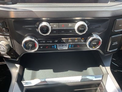 2025 Ford F-350SD Lariat