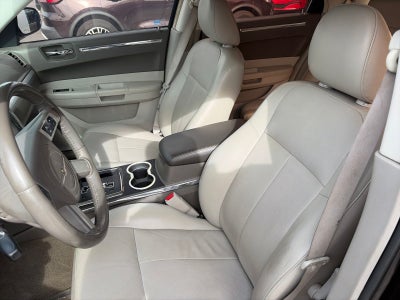 2010 Chrysler 300 Touring Signature Series
