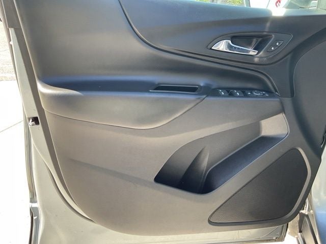 2023 Chevrolet Equinox LT - Photo 12