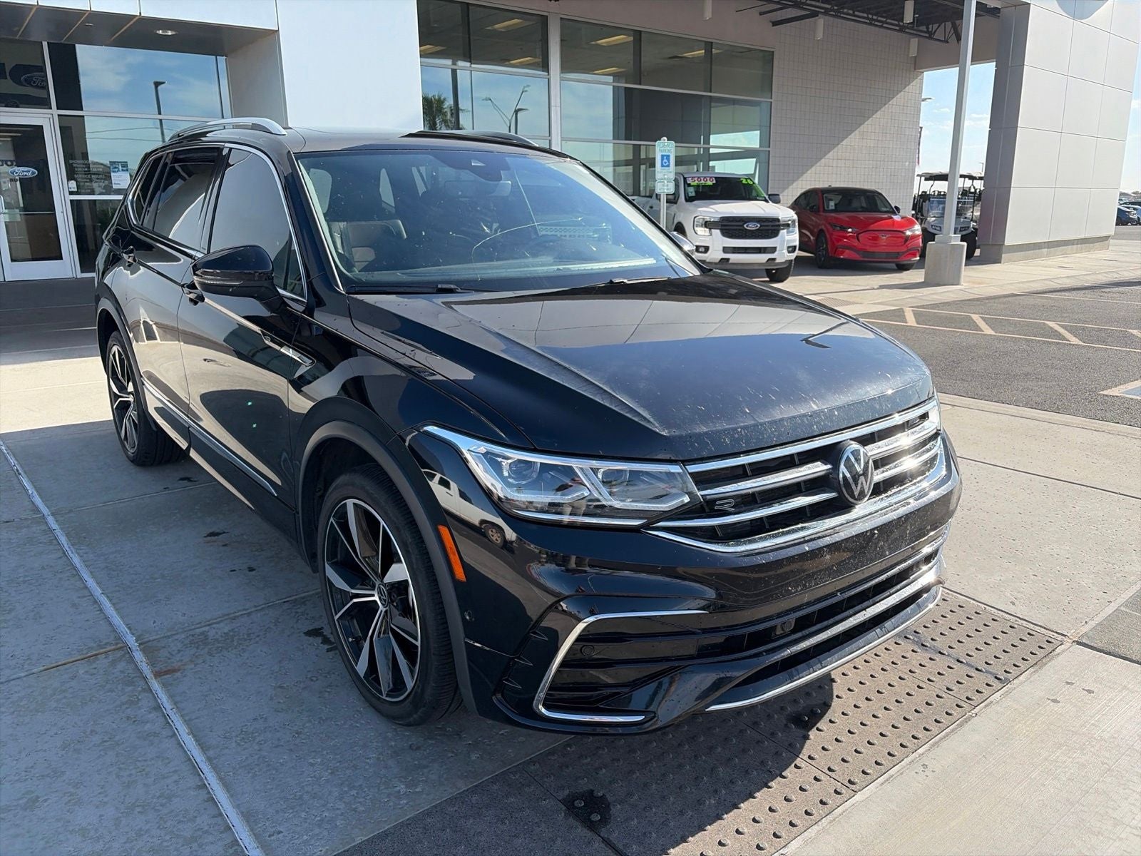 2024 Volkswagen Tiguan 2.0T SEL R-Line