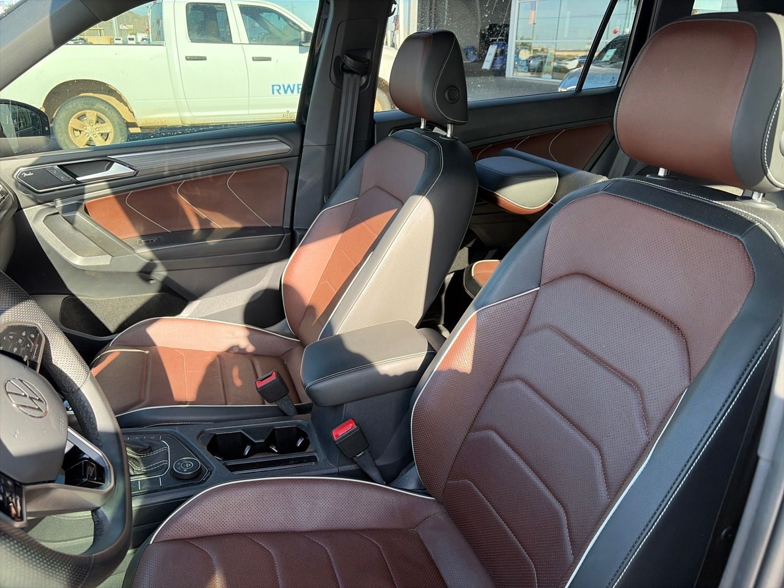 2024 Volkswagen Tiguan 2.0T SEL R-Line
