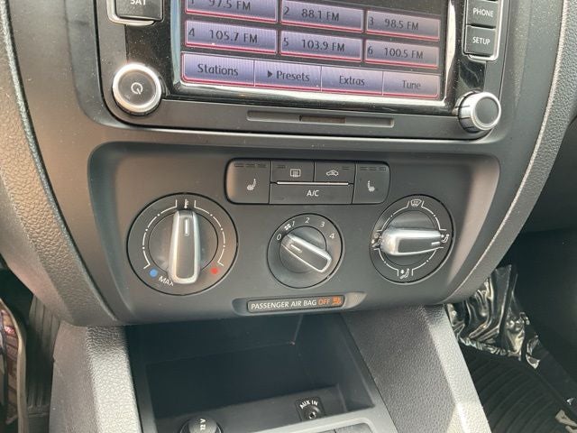 2013 Volkswagen Jetta 2.5L SE Convenience & Sunroof