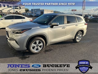 2024 Toyota Highlander LE