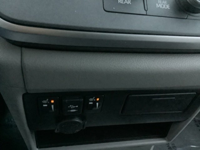 2020 Toyota Sienna XLE