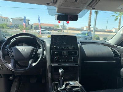 2022 INFINITI QX80 LUXE