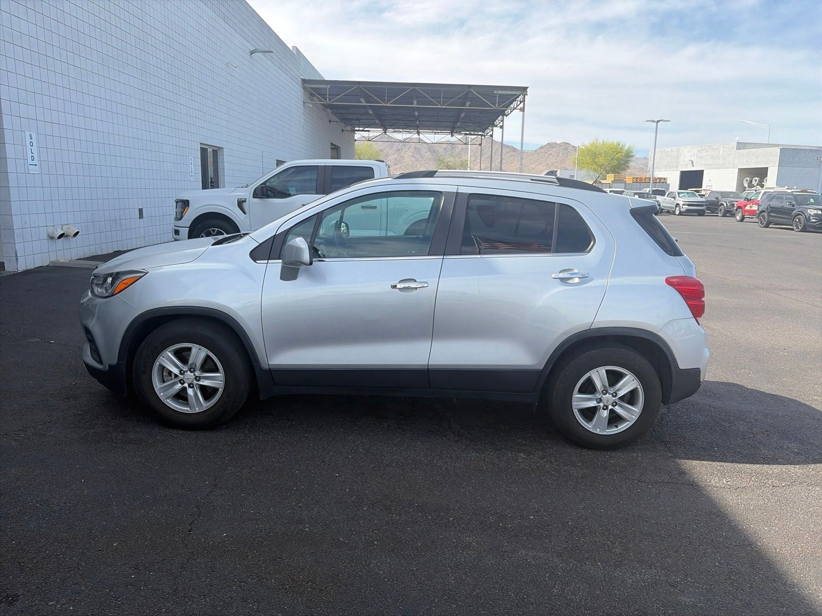 Used 2017 Chevrolet Trax LT with VIN KL7CJLSB0HB166204 for sale in Buckeye, AZ