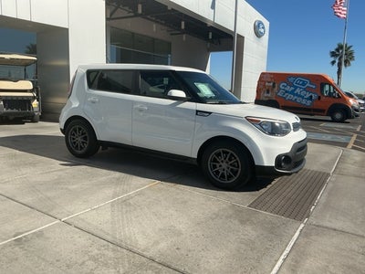 2017 Kia Soul Base