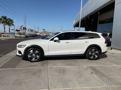 2021 Volvo V60 Cross Country T5
