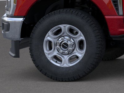 2026 Ford Super Duty F-350® XLT