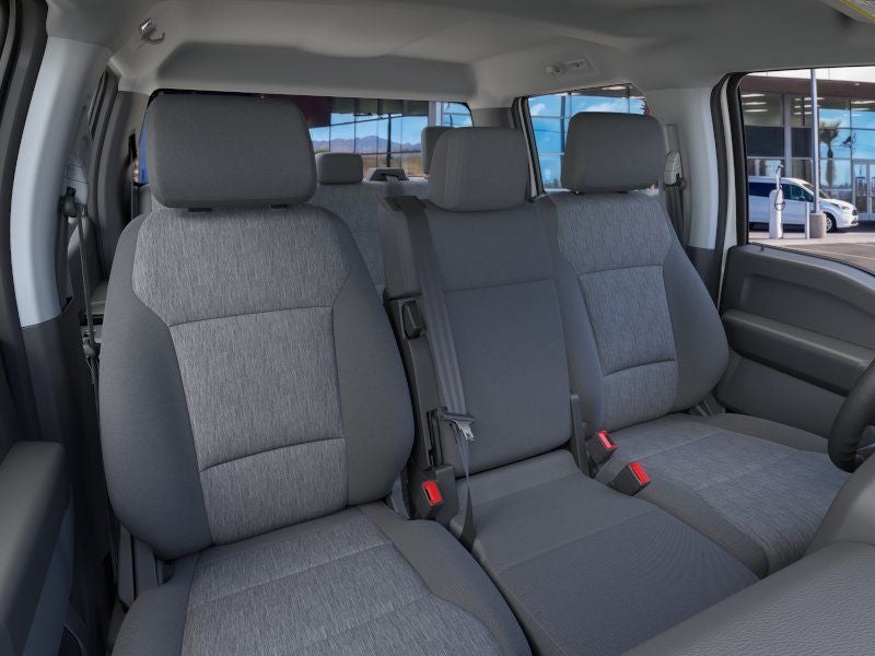 2026 Ford Super Duty F350 4X2 CREW/C
