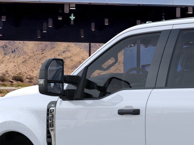 2026 Ford Super Duty F350 4X2 CREW/C