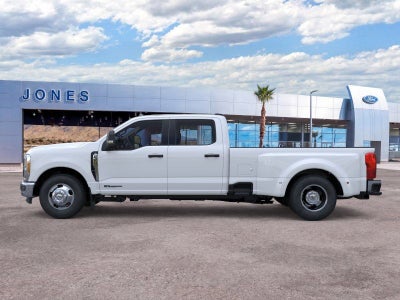 2026 Ford Super Duty F350 4X2 CREW/C