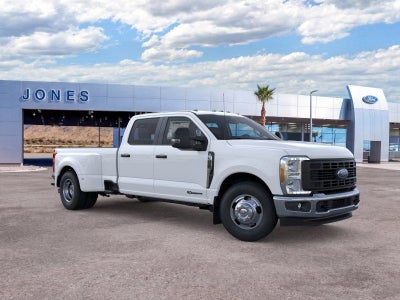2026 Ford Super Duty F350 4X2 CREW/C
